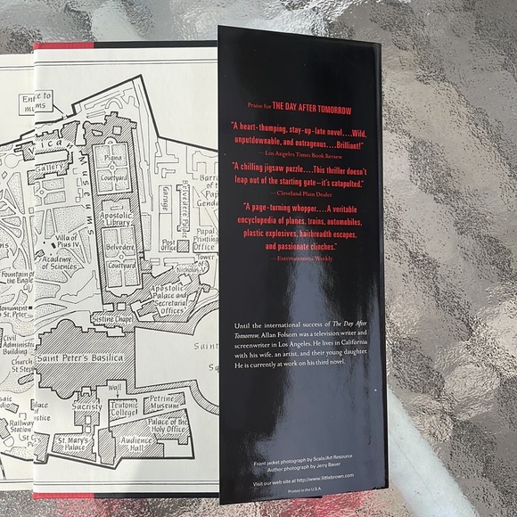 Day of Confession - Allan Folsom. hardcover. VG Condition. Thriller - Picture 4 of 12